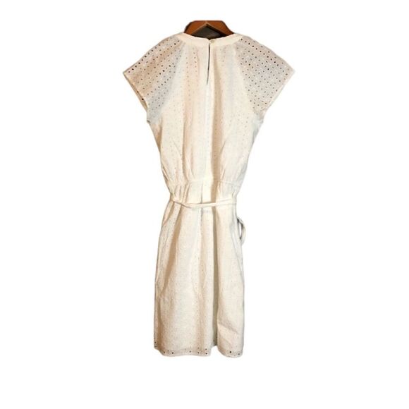 NWT! Gap optic white eyelet dress. Size xs - Picture 11 of 11